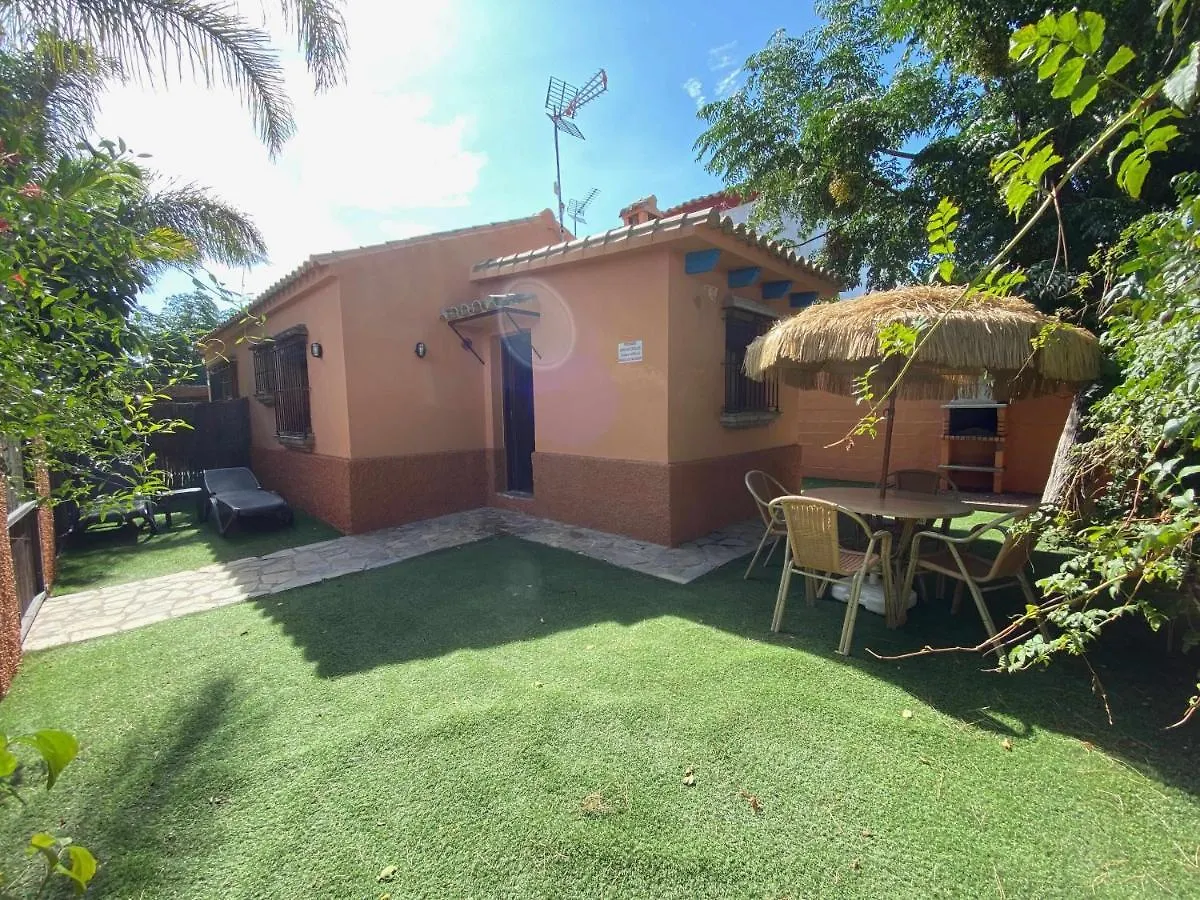 Holiday home Casabungalow En Complejo Turistico Con Jardin Pr Cadiz Spain